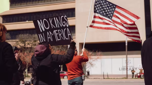 AI's Power Grab: Data Centers Ditch the Grid