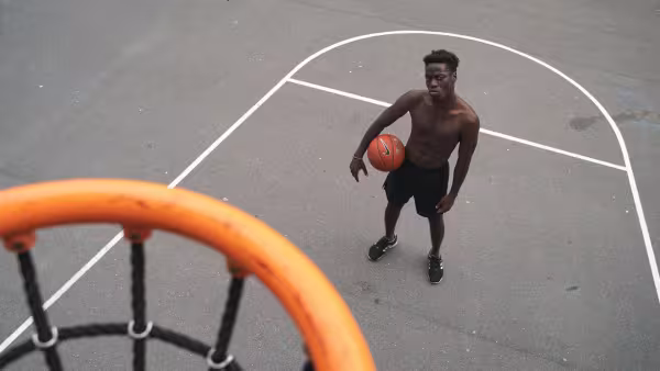 Can Hamilton Shake Off the Rust? F1 Returns with Miami's Big Questions